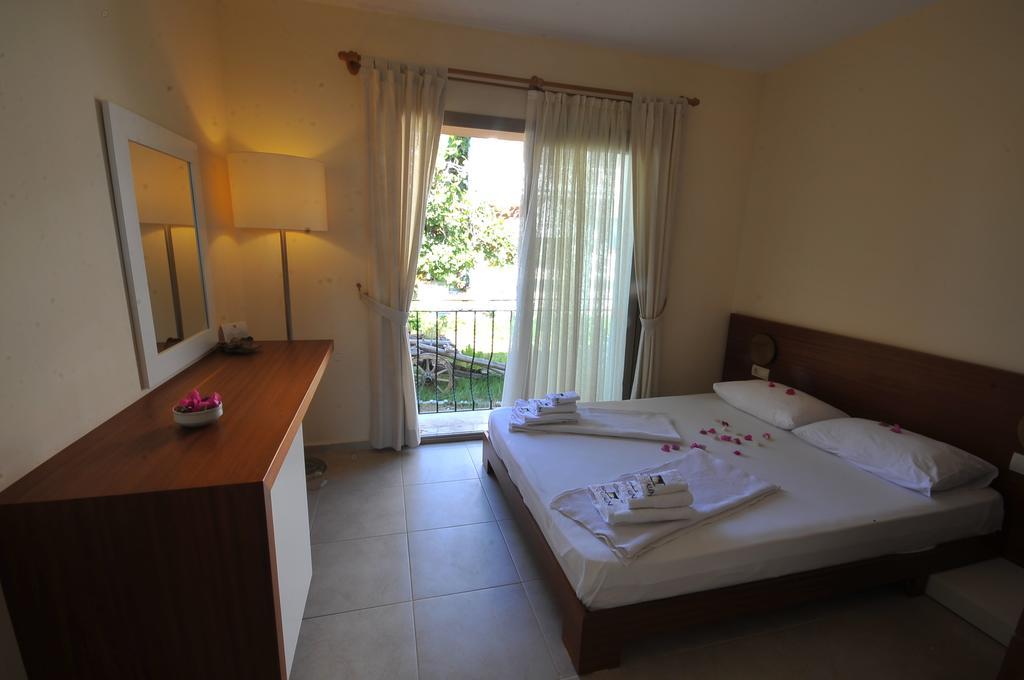 Club Pomalin Hotel Oren  Esterno foto